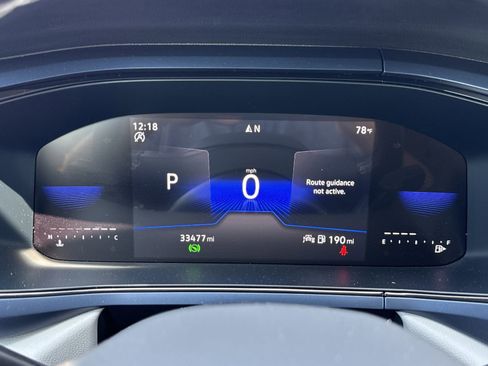 Used 2024 Volkswagen Taos SE image 18