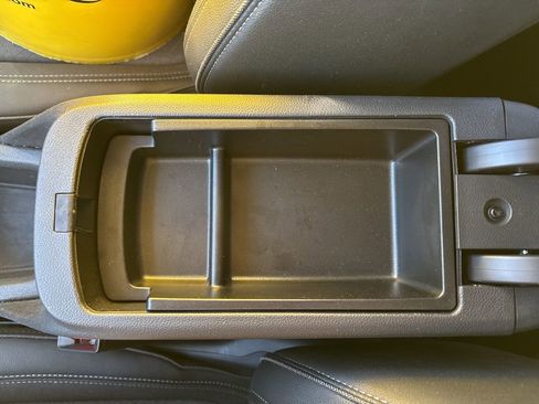 Used 2025 Buick Encore GX Preferred image 36