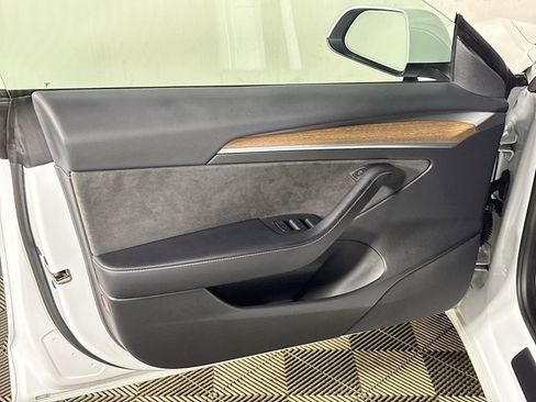 Used 2022 Tesla Model 3 Long Range image 10