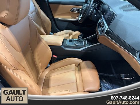 Certified 2022 BMW 330i xDrive 330i xDrive w/ Driving Assistance Package image 20