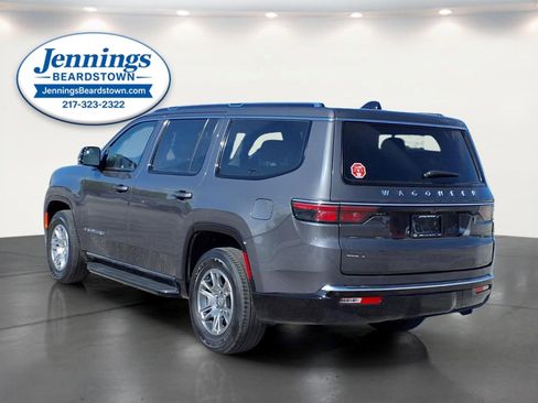 Used 2024 Jeep Wagoneer 4WD image 2