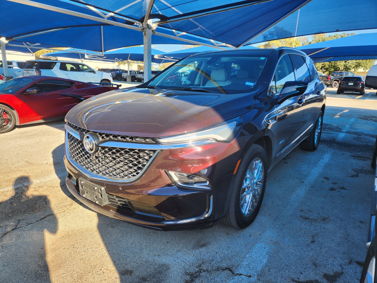 Used 2023 Buick Enclave Avenir w/ Avenir Technology Package FWD image 2
