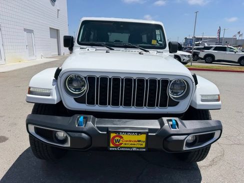 Used 2024 Jeep Wrangler Unlimited Sahara AWD/4WD image 9