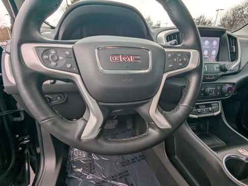Used 2023 GMC Terrain SLT image 26