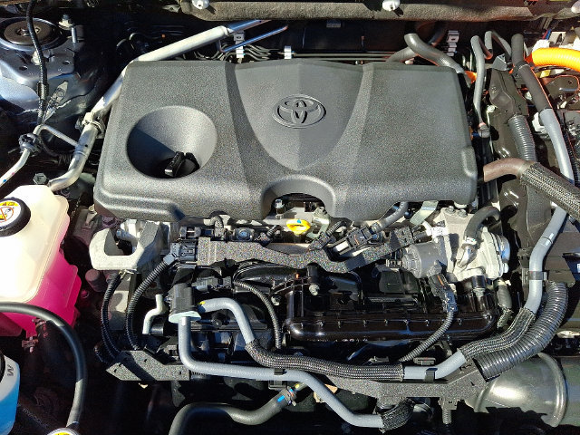 Certified 2023 Toyota Venza XLE AWD/4WD image 26