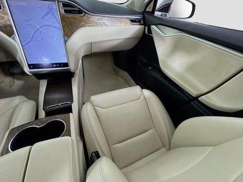 Used 2018 Tesla Model S 100D AWD/4WD image 16
