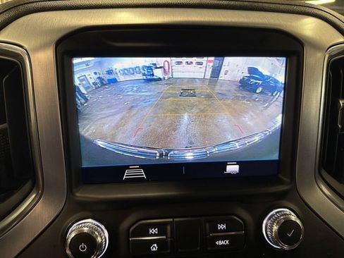 Used 2021 GMC Sierra 1500 SLE image 15