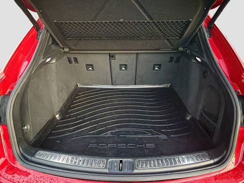 Used 2017 Porsche Macan GTS w/ Premium Package Plus image 11