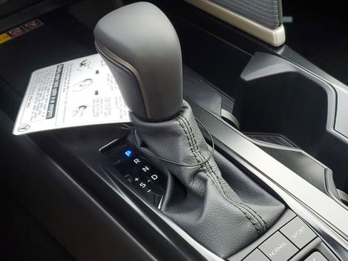 New 2026 Toyota Camry SE image 32