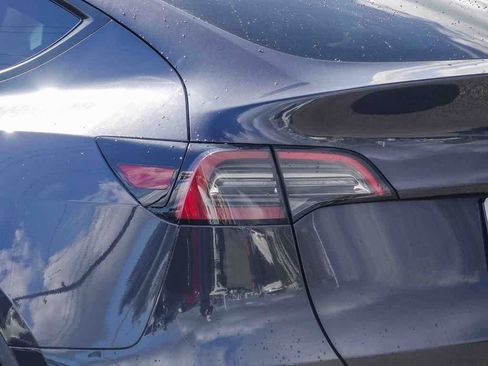 Used 2024 Tesla Model Y Long Range image 7