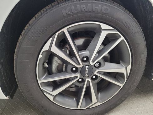 Used 2024 Kia Forte LXS w/ LXS Technology Package FWD image 31