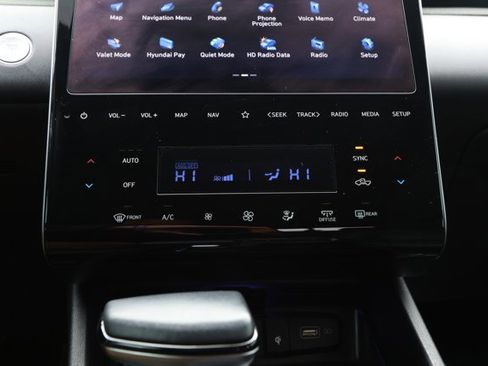 Used 2023 Hyundai Santa Cruz Limited image 18