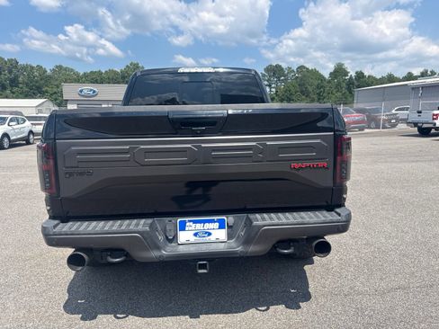 Used 2018 Ford F150 Raptor w/ Equipment Group 802A Luxury AWD/4WD image 10