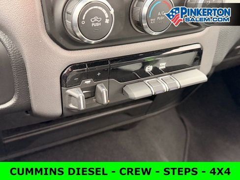 Used 2024 RAM 2500 Big Horn image 28