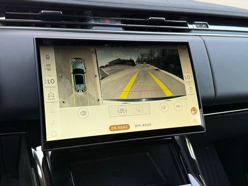New 2026 Land Rover Range Rover Sport Dynamic SE AWD/4WD image 24