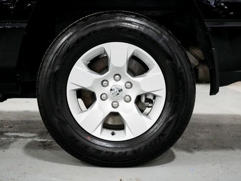 Used 2024 RAM 1500 Big Horn image 27