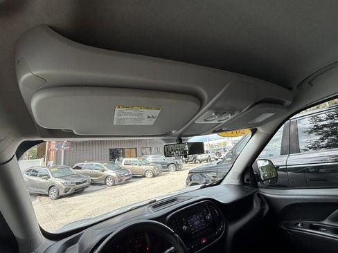 Used 2019 RAM ProMaster City Tradesman image 15