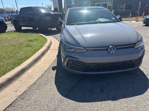 Used 2024 Volkswagen GTI SE w/ MDO Package image 4