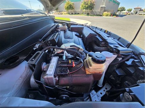 Used 2018 Nissan Pathfinder SV AWD/4WD image 46