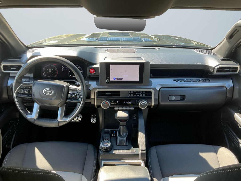 Used 2025 Toyota Tacoma TRD Sport AWD/4WD image 11
