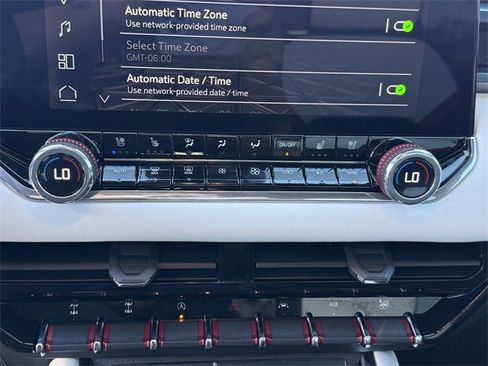 Used 2024 GMC Canyon AT4X image 20