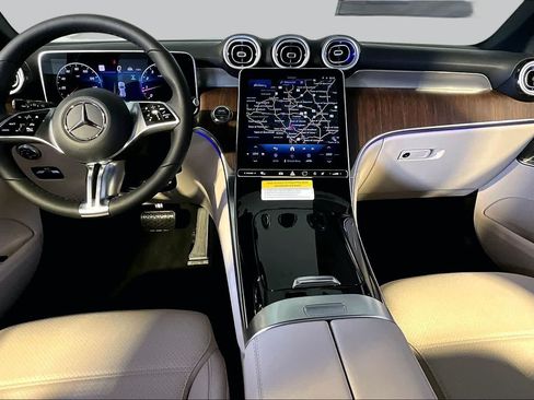 New 2026 Mercedes-Benz GLC 300 4MATIC image 7