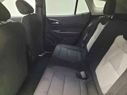 Used 2024 Chevrolet Trax LS FWD image 18