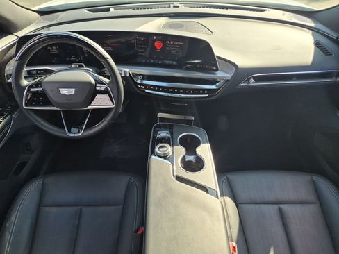 Used 2024 Cadillac Lyriq Sport RWD image 28
