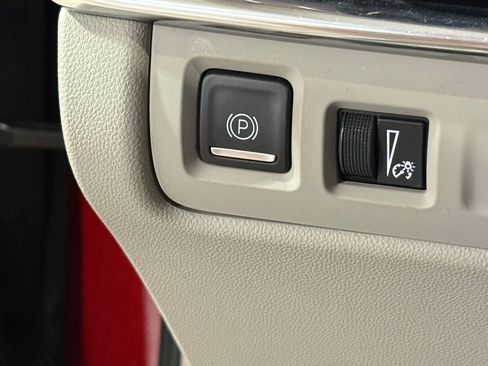 Certified 2021 Cadillac XT4 Premium Luxury w/ Driver Awareness Package image 23