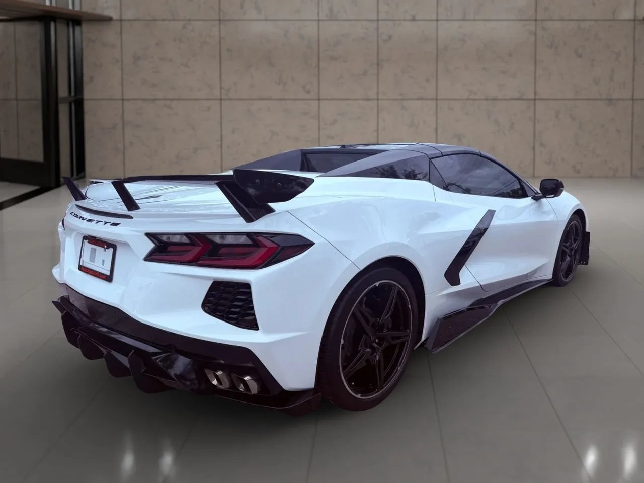 Used 2021 Chevrolet Corvette Stingray Premium Conv w/ Z51 Performance Package RWD image 7