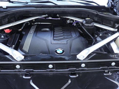 Used 2022 BMW X5 sDrive40i w/ Premium Package RWD image 39