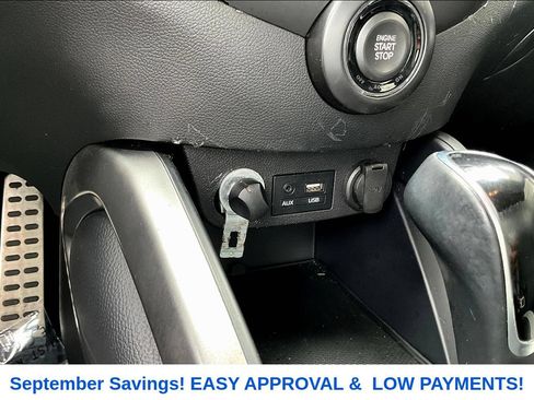 Used 2016 Hyundai Veloster Turbo FWD image 12
