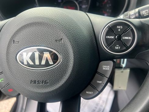 Used 2019 Kia Soul w/ Convenience Package FWD image 23