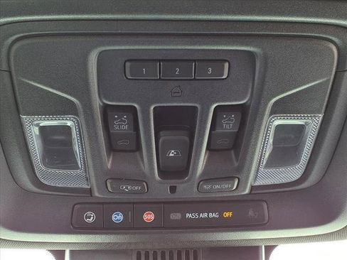 Certified 2024 GMC Sierra 1500 AT4 w/ Technology Package image 18