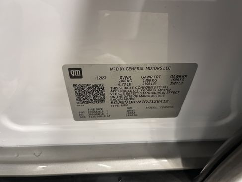 Used 2024 Buick Enclave Premium image 28