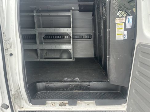 Used 2009 Ford E-250 and Econoline 250 E 250 3dr Cargo Van image 22