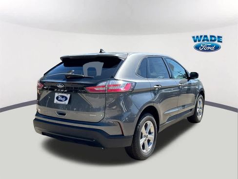 New 2024 Ford Edge SE image 5