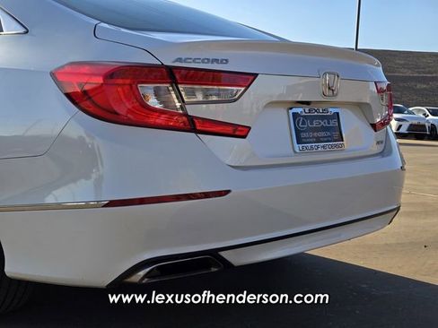 Used 2018 Honda Accord EX-L image 5