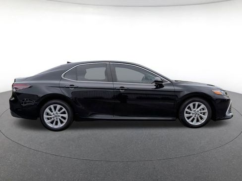 Used 2023 Toyota Camry LE FWD image 8