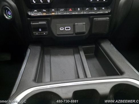 Used 2019 GMC Sierra 1500 Denali w/ Denali Ultimate Package AWD/4WD image 26