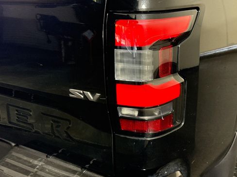 Used 2023 Nissan Frontier SV w/ Technology Package RWD image 34