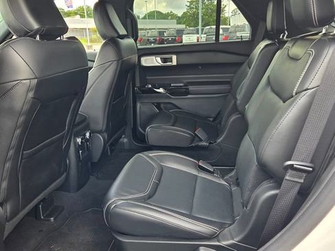 Used 2024 Ford Explorer ST w/ Equipment Group 401A AWD/4WD image 12