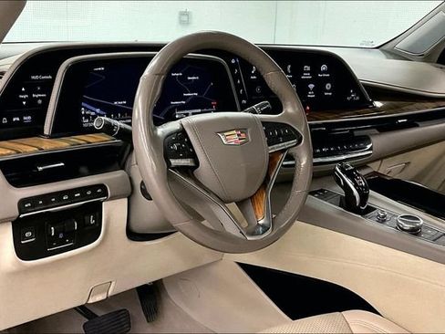 Used 2021 Cadillac Escalade ESV Sport Platinum w/ LPO, ONYX Package AWD/4WD image 17