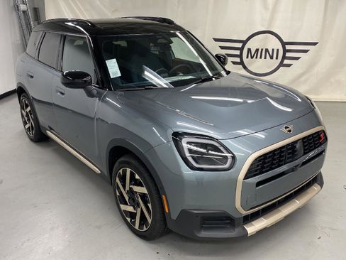 Certified 2025 MINI Cooper Countryman S image 30