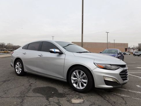 Used 2020 Chevrolet Malibu LT image 10