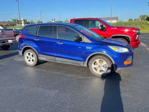 Used 2016 Ford Escape S FWD image 2