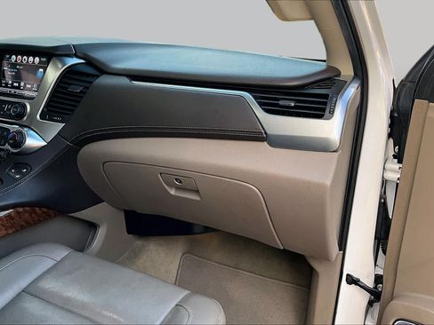 Used 2017 Chevrolet Tahoe Premier AWD/4WD image 19