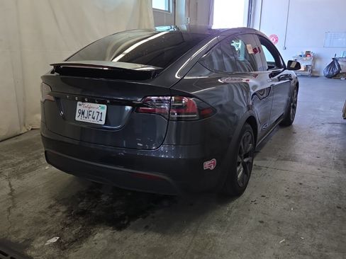 Used 2024 Tesla Model X AWD/4WD image 4
