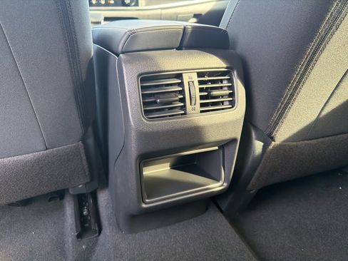 Used 2026 Nissan Rogue S image 34