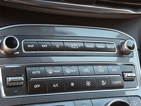 Used 2023 Hyundai Santa Fe Limited image 20